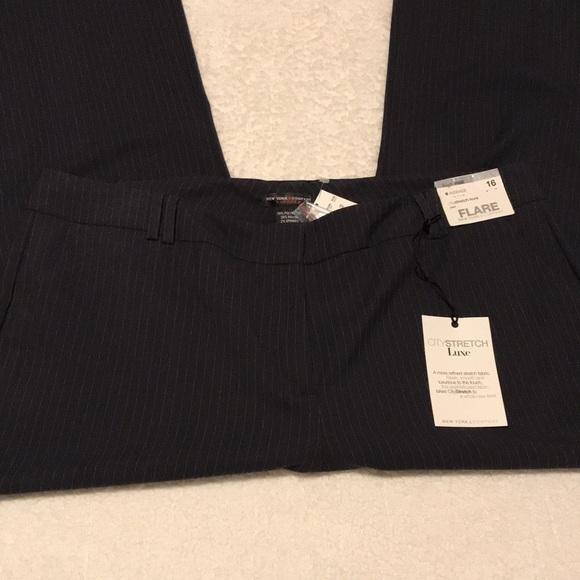 NWT New York & Company navy pinstripe city stretch luxe dress pants Size 16 - Picture 2 of 5